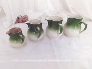 Voici un lot de 4 anciens crémiers dans des tons de vert sapin dégradés vers le blanc, en taille croissante et estampillé des Faïencerie Chauvigny GDF - France Granit. Pour une cuisine vintage !