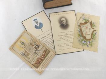 Voici un ancien petit missel de la Quinzaine de Pâques  à l'usage de Rome - Semaine Sainte avec les  Offices et explications avec sur chaque page, une partie en français et sur l'autre en latin. Vraiment très intéressant.