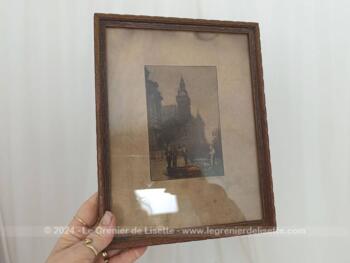 Sur 27 x 21 cm, voici un incroyable dessin de 9 x 14 cm datant du XIX°,  signé et portant au dos l'estampillé 