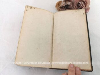 Datant de 1757, voici le livre dont une partie du titre est 