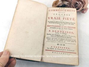 Ancien livre « Les Commencemens de la vraie Piété » daté de 1757