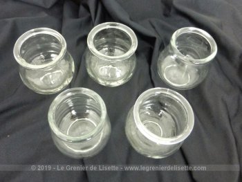 Lot de 5 anciennes ventouses médicinales en verre soufflé et moulé pour une décoration vintage et shabby .
