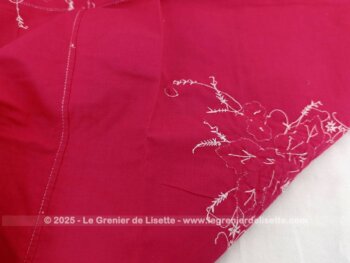 Originale nappe carrée coton rouge broderies et applications fleurs – Image 7