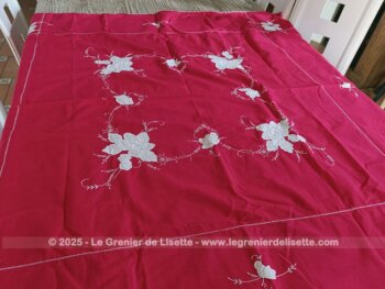 Originale nappe carrée coton rouge broderies et applications fleurs – Image 9