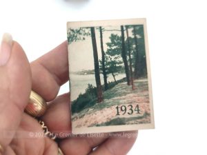 Adorable ancien très mini almanach carnet 1934