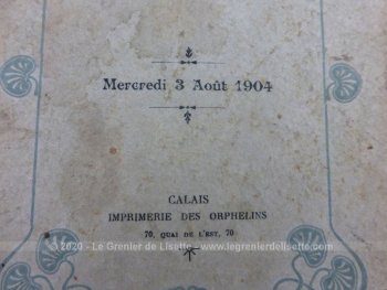 Voici une brochure de 