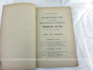 Brochure Distribution Prix Pensionnat de Demoiselles à Dohem aout 1904