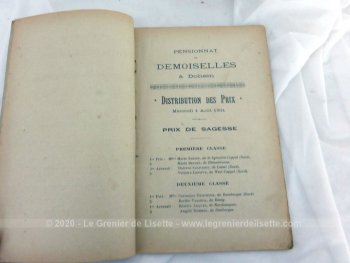 Voici une brochure de 