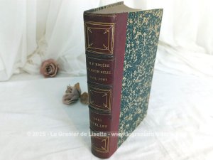 Livre ancien « Lois Usuelles » daté de 1879