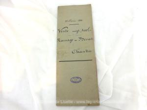 Âgé de plus de 137 ans, voici un acte notarié écrit à la plume dans une écriture remplie de pleins et déliés à l'encre sépia sur 4 pages pour une vente de terre agricole datée du 22 février 1888 avec cachet  et sceau de la III° République.