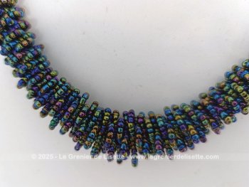Collier perles de rocaille tons irisés bleu – Image 3
