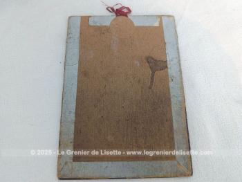 Datant du début des années 50, voici un miroir de 13 x 18 x 0.3 cm portant la publicité 