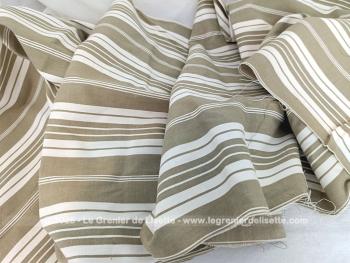 D'un seul tenant, voici un coupon de 450 cm de long mais d'une largeur de 56 cm ! Pour une décoration très tendance.