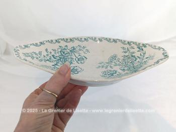 Voici un très ancien ravier aux décors fleuris couleur bleu canard avec le modèle Eglantine de L'Epargne Toulouse, modèle de la fin du XIX ou tout début XX°.