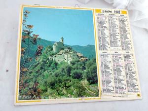 Almanach carton souple PTT 1987 et ses 8 feuillets