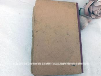 Petit livre daté de 1941 
