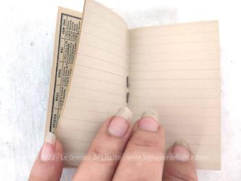 Ancien et très mini almanach pour l'année 1940 sur les pages intérieures de couvertures et 32 pages vierges pour prise de notes.  Cadeau publicitaire de la 