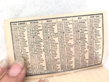 Ancien et très mini almanach pour l'année 1940 sur les pages intérieures de couvertures et 32 pages vierges pour prise de notes.  Cadeau publicitaire de la 