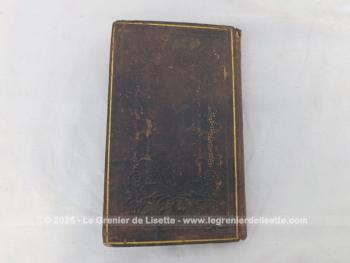 Datant de 1844,  voici le livre 