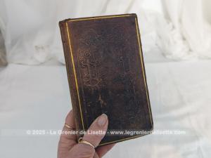 Ancien livre « Histoire Abrégée de l’Eglise » daté de 1844