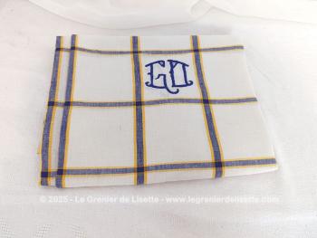Belle nappe vintage monogrammes brodés GD