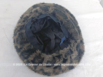 Voici un beau chapeau vintage en fausse fourrure léopard au large rebord de la célèbre marque  du désigner Roméo Gigli. Superbe ! 