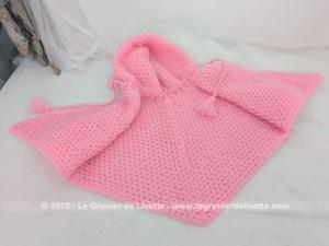 Burnous vintage crochet réversible capuche crochet rose et blanc