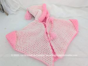 Burnous vintage crochet réversible capuche crochet rose et blanc