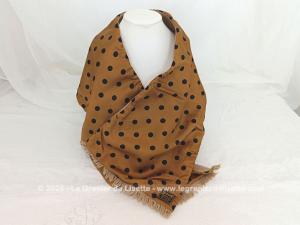 Echarpe vintage « Duggie Impérial » café à pois noirs