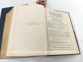 Voici deux beaux et grands livres anciens de collection avec ces deux tomes de dictionnaires de 1909 avec un tome français/allemand et un tome allemand/français. Une couverture à peine usée, mais que de charme dans ces deux livres centenaires.