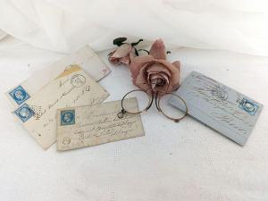 Bel assortiment XIX° avec 4 lettres et pince-nez