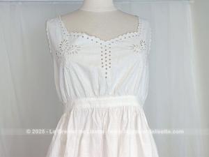 Superbe ancienne sous-robe fait main dentelle ajourée