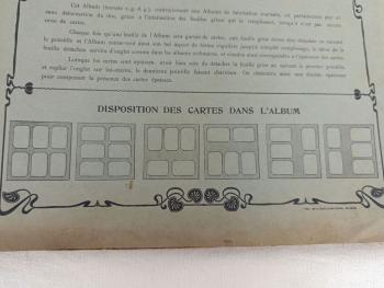 Ancien album vide du début des années 1900 de 42 feuilles avec emplacements pour mettre les cartes de différentes facons. Superbe couverture Art Nouveau au décor floral très ornementé. Que de charme!
