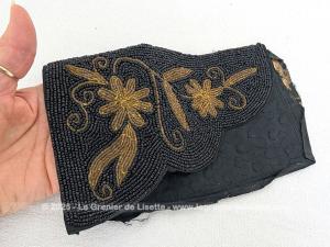 Beaux vestiges ancienne pochette perles cousues années 40