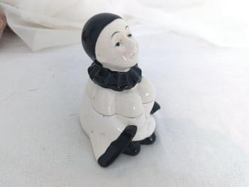 Voici une bonbonnière ou boite bien originale bonbonnière en 2 parties représentant Pierrot le Clown Blanc. Original !