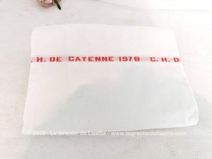 Ancien drap hôpital C.H. CAYENNE 1978