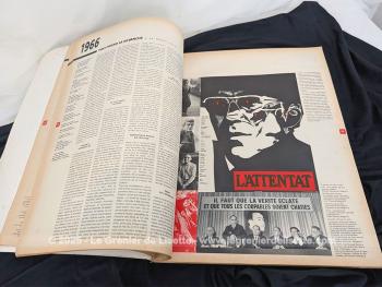 Datant de 1994, voici la revue anniversaire du cinquantenaire du journal Le Monde avec un récapitulatif des événements les plus importants et marquants de 1944 à 1994.  Un beau et merveilleux voyage dans XX° siècle !
