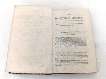 Datant de 1846, voici un livre juridique sur les  