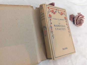 Voici le livre 
