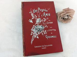 Beau livre, récompense pour un prix de Dessin de la Ville de Marseille par l'Ecole Communale des Garçons des Catalans le 31 juillet 1901. Ouvrage artistique et poétique mettant en scène la nature 20 oiseaux, avec les illustrations correspondantes.