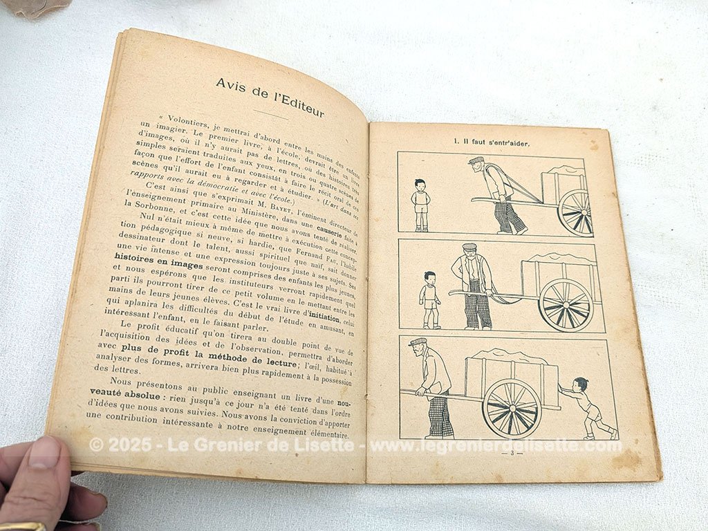 Voici un petit livret vintage au titre de