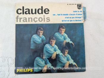 Voici un disque 45T Claude François  des années 60 avec 4 titres, dont le plus célèbre est 