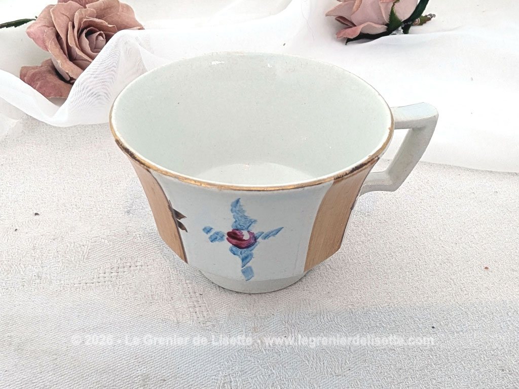 Voici un charmant et vraiment original duo de tasses à café parfait pour un