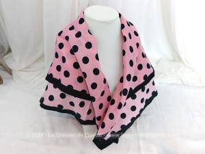 Foulard carré rose à pois noirs style Vintage 50s/60s 100% polyester