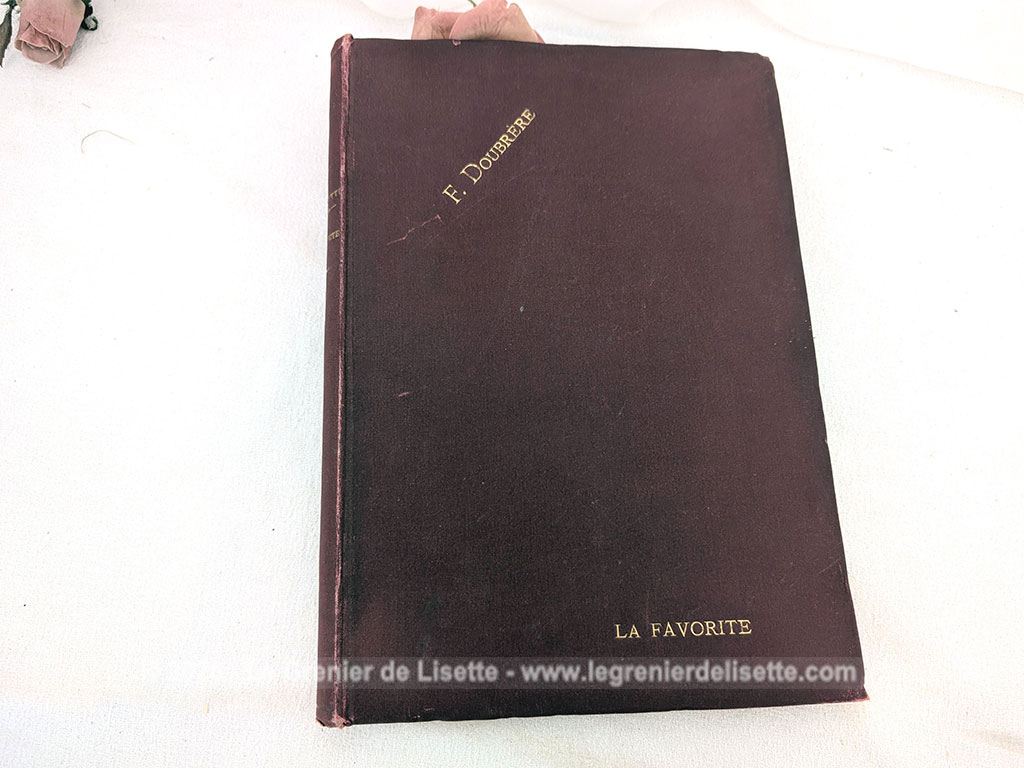 Voici une partition ancienne de l'opéra