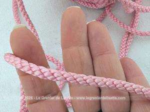 RESERVE – Grosse pelote de large cordon rose bonbon