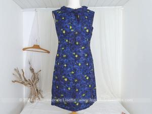 Robe vintage fait main cintrée bleue col cravate années 60/70
