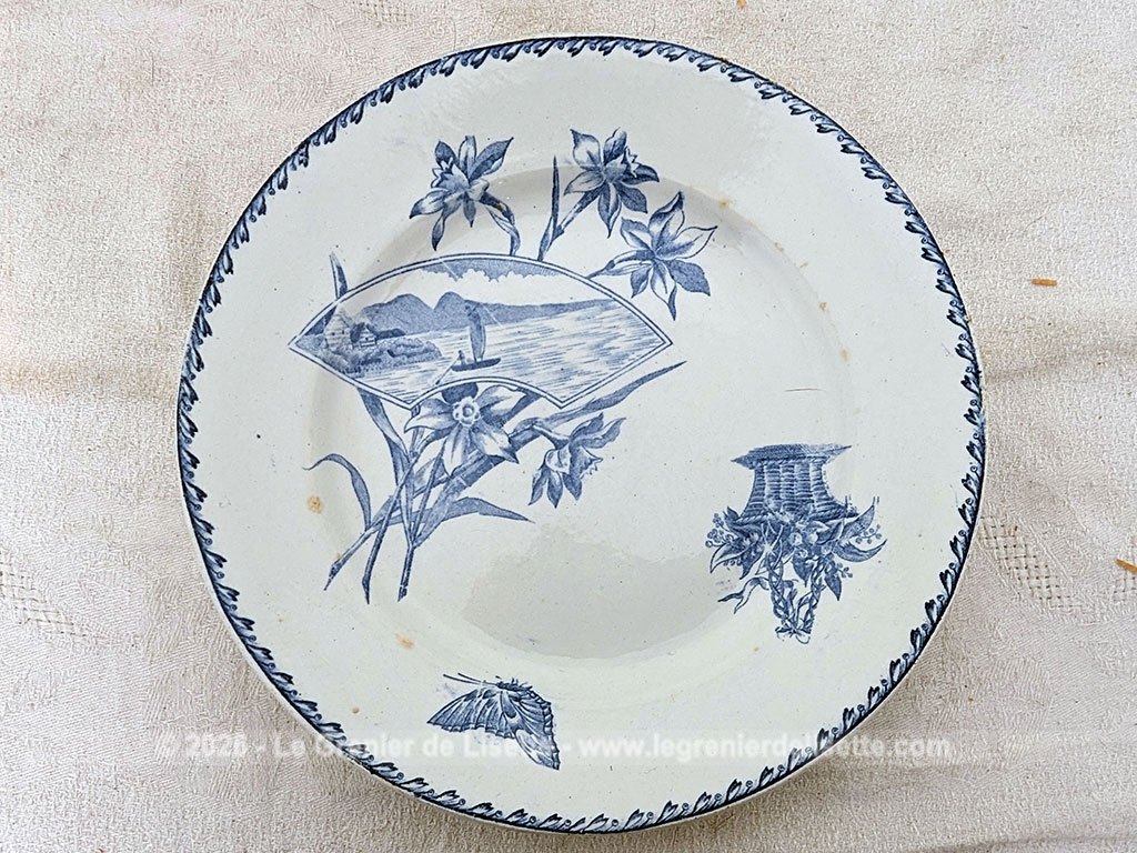 Voici un superbe lot de 7 assiettes anciennes en terre de fer de la manufacture de Saint Amand.