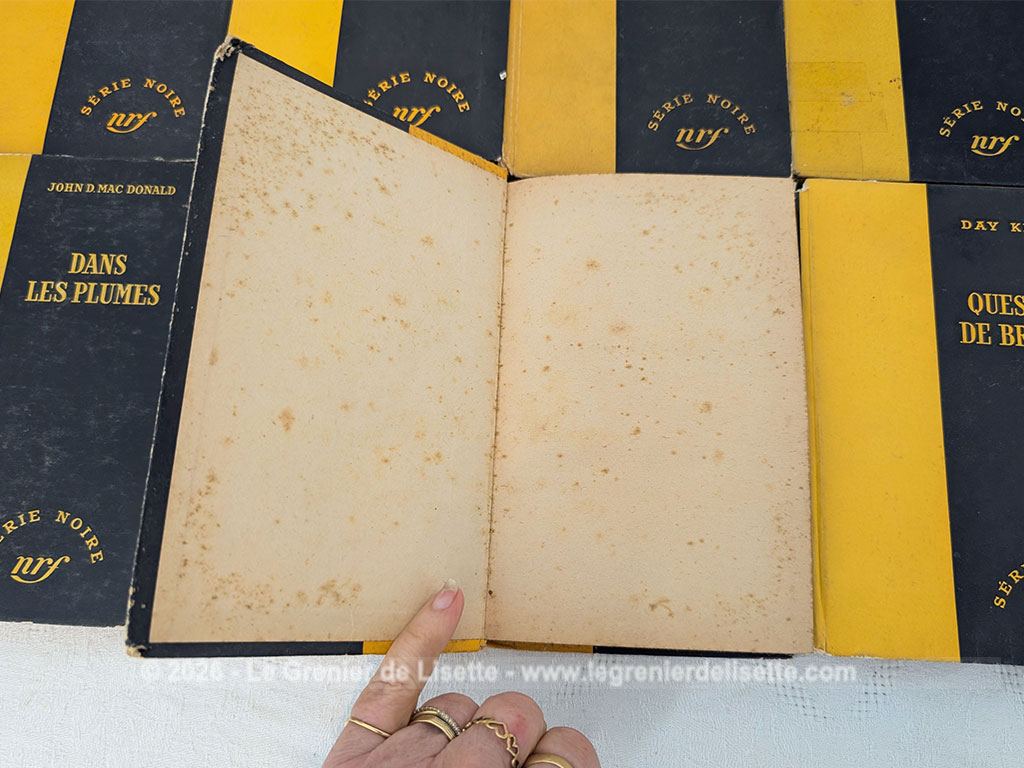 Voici un très beau lot vintage comprenant 13 romans policiers issus de collection Série Noire des éditions Gallimard? tous publiés dans les années 1950,